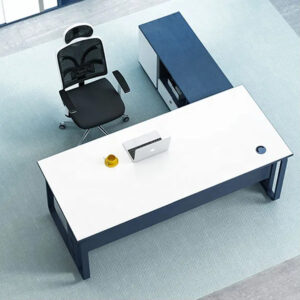Manager Desk 001-1.jpg